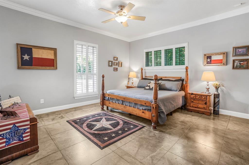 20547 Crosby Eastgate Road, Crosby, Texas image 6