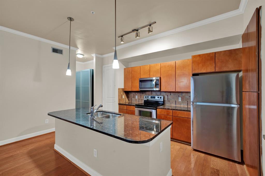 300 St Joseph Parkway #307, Houston, Texas image 2