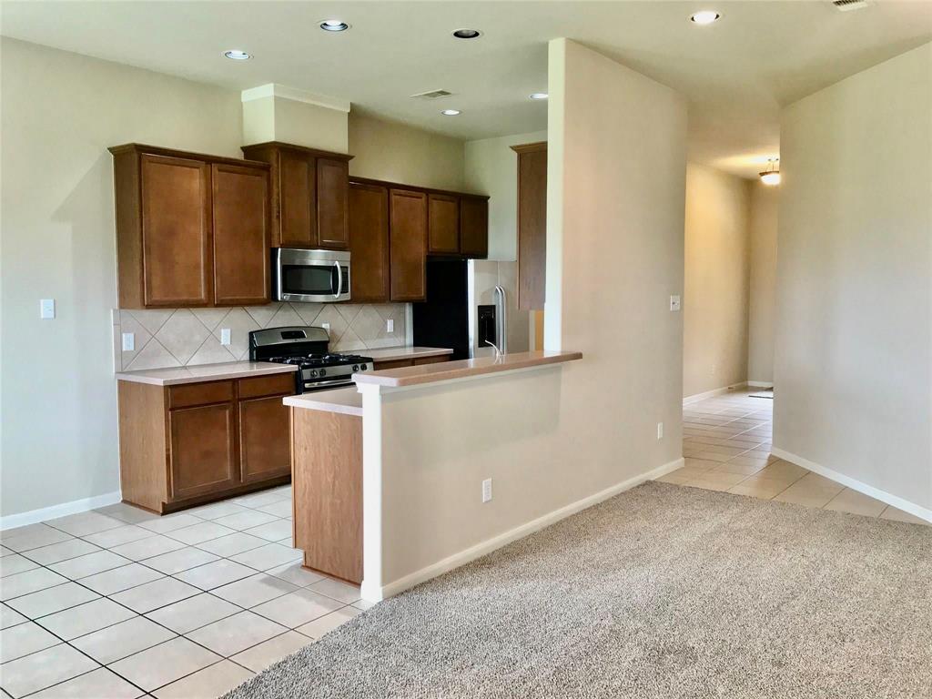 2903 Empire Oaks Lane, Katy, Texas image 6