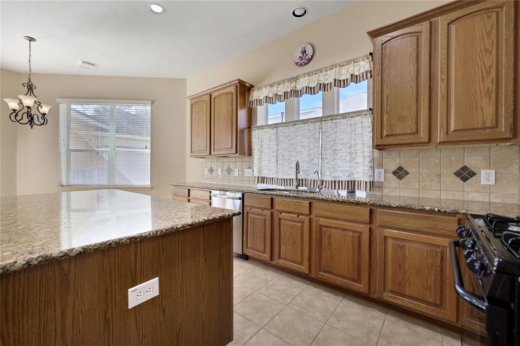 19815 Stanton Lake Drive, Cypress, Texas image 22