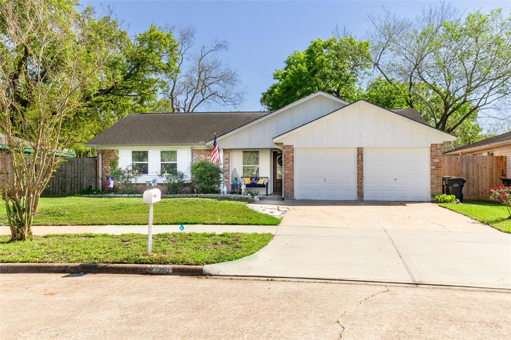 13755 Shirebrook Drive, Sugar Land, Texas image 1