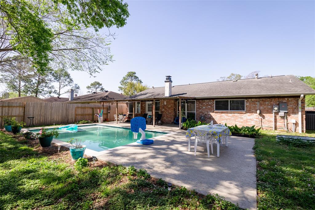 13755 Shirebrook Drive, Sugar Land, Texas image 34