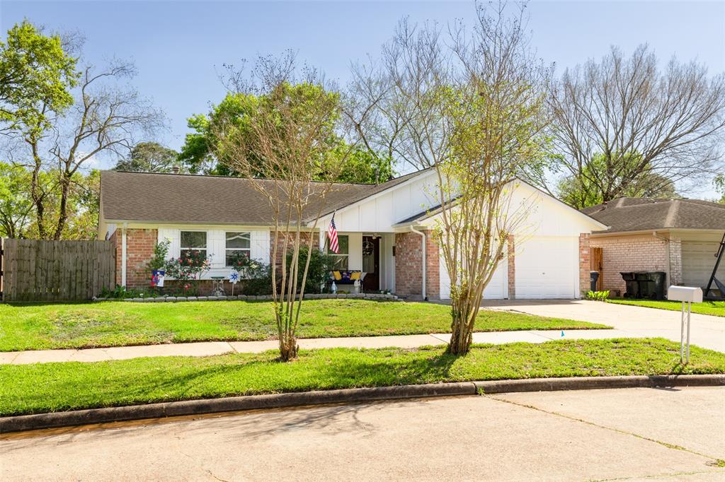 13755 Shirebrook Drive, Sugar Land, Texas image 3
