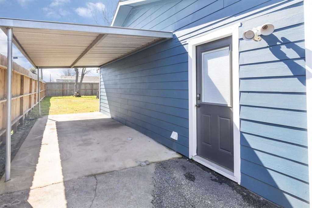 2206 Hillshire Drive, Deer Park, Texas image 26