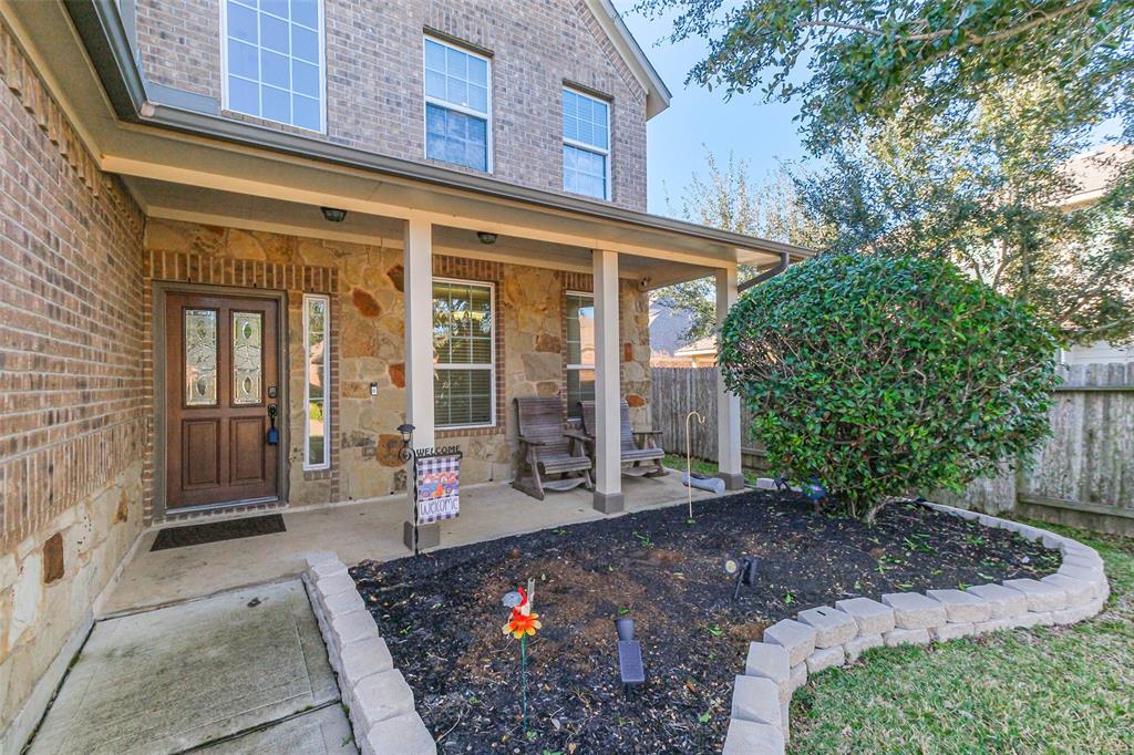 9979 Manor Spring Lane, Brookshire, Texas image 2