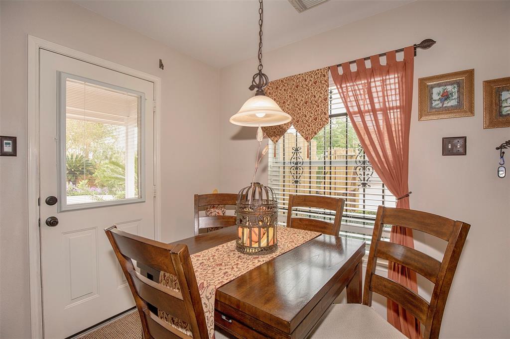 7427 Forestay Lane, Baytown, Texas image 13