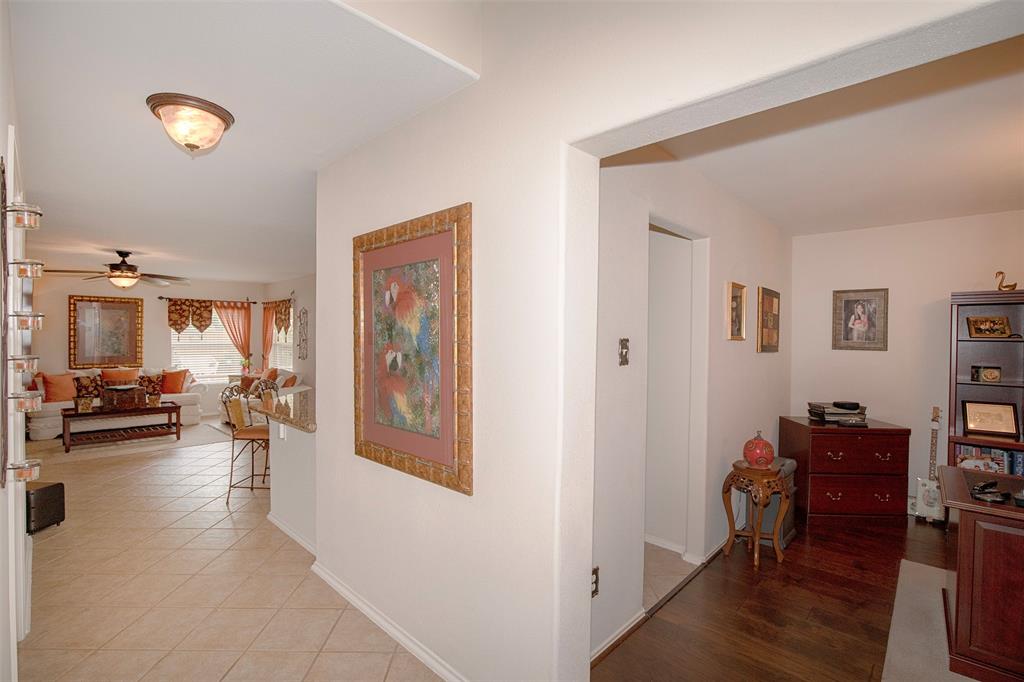 7427 Forestay Lane, Baytown, Texas image 8