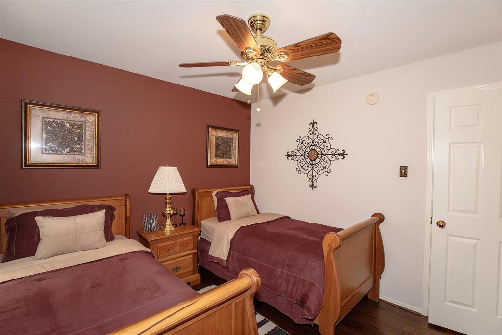 7427 Forestay Lane, Baytown, Texas image 25