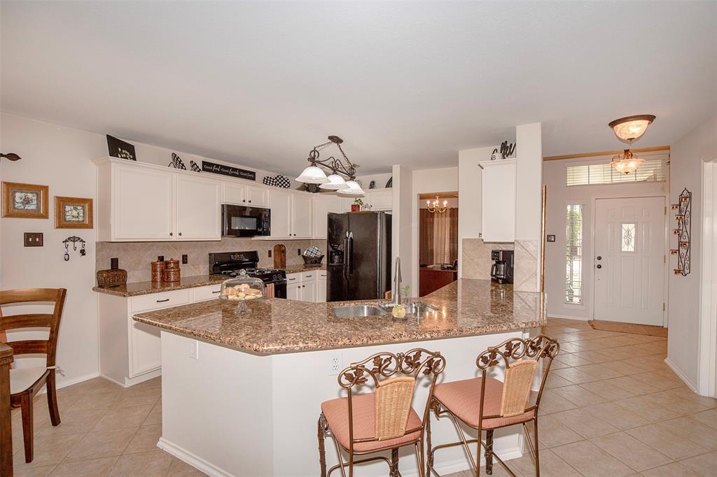 7427 Forestay Lane, Baytown, Texas image 11