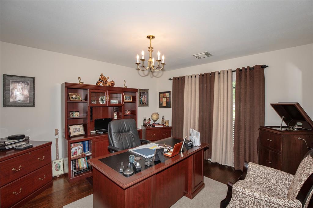 7427 Forestay Lane, Baytown, Texas image 10