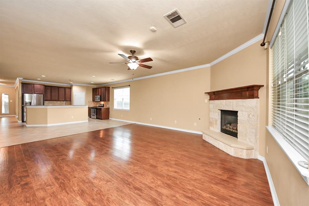 302 Shady Glen Lane, Conroe, Texas image 20