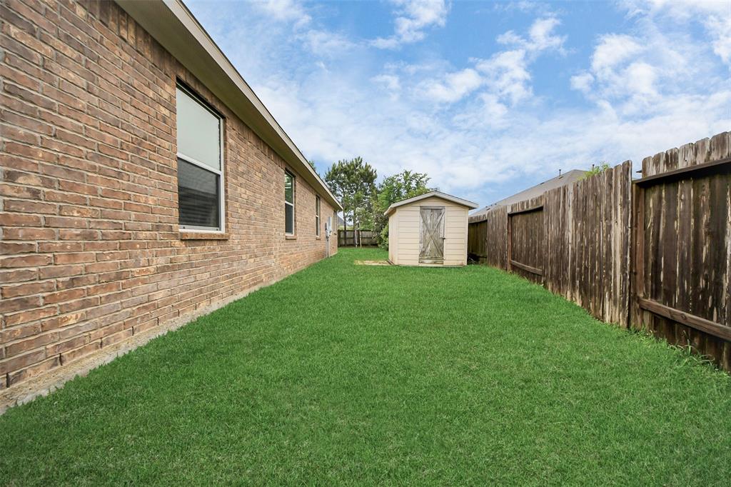 302 Shady Glen Lane, Conroe, Texas image 46