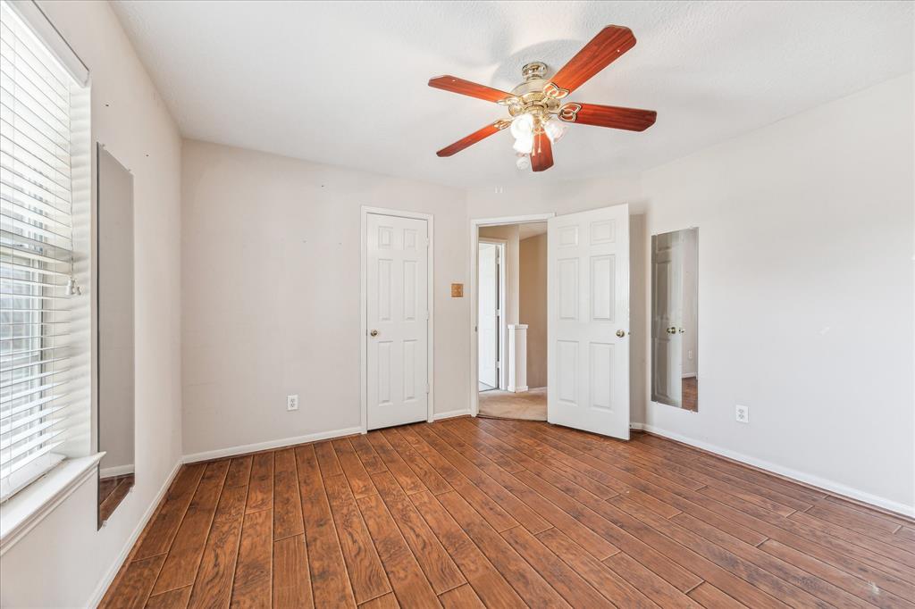 1426 Pine Forest Drive, Pearland, Texas image 12
