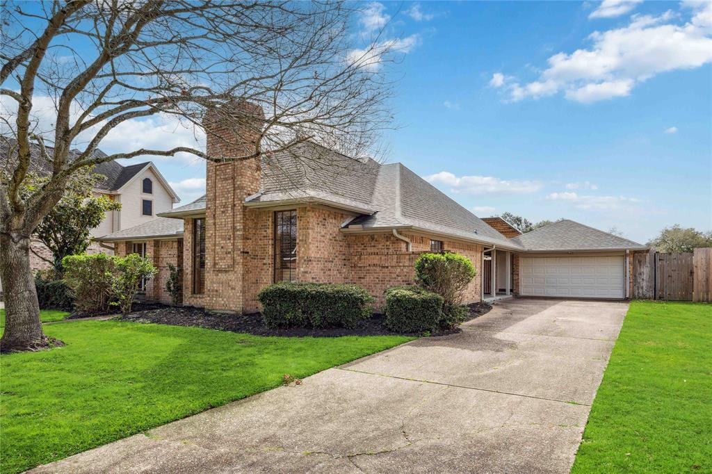 6406 Gleneagles Drive, Pasadena, Texas image 3