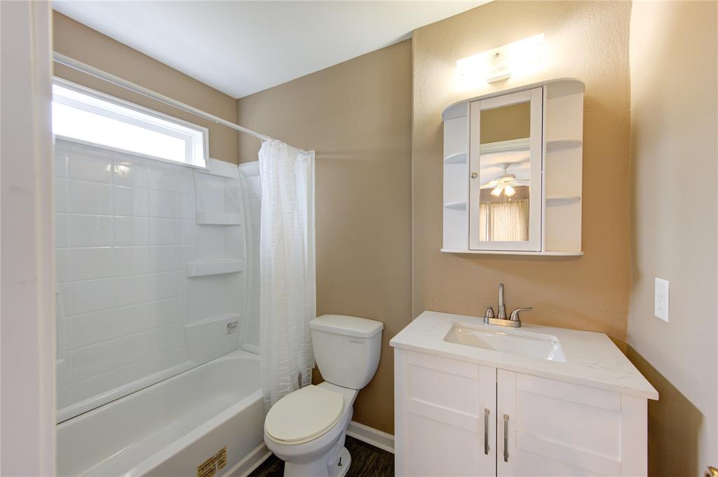 313 Grand Avenue, Bacliff, Texas image 23