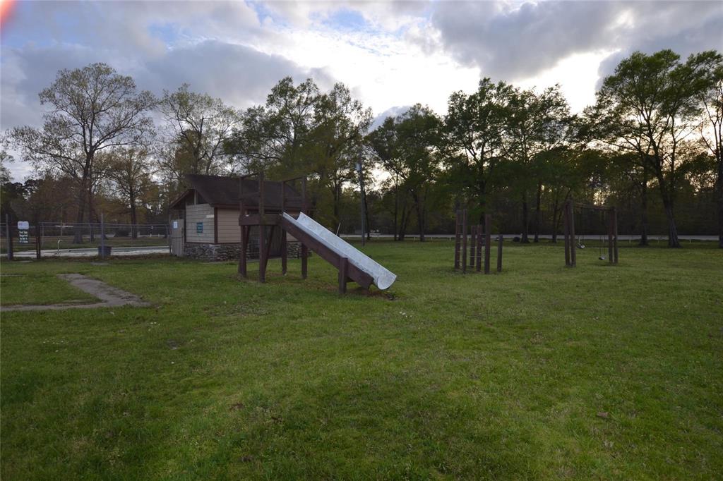 107 Cloverdale, Livingston, Texas image 28