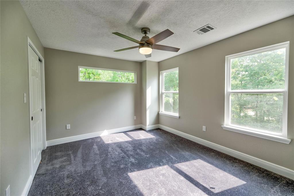 107 Cloverdale, Livingston, Texas image 13