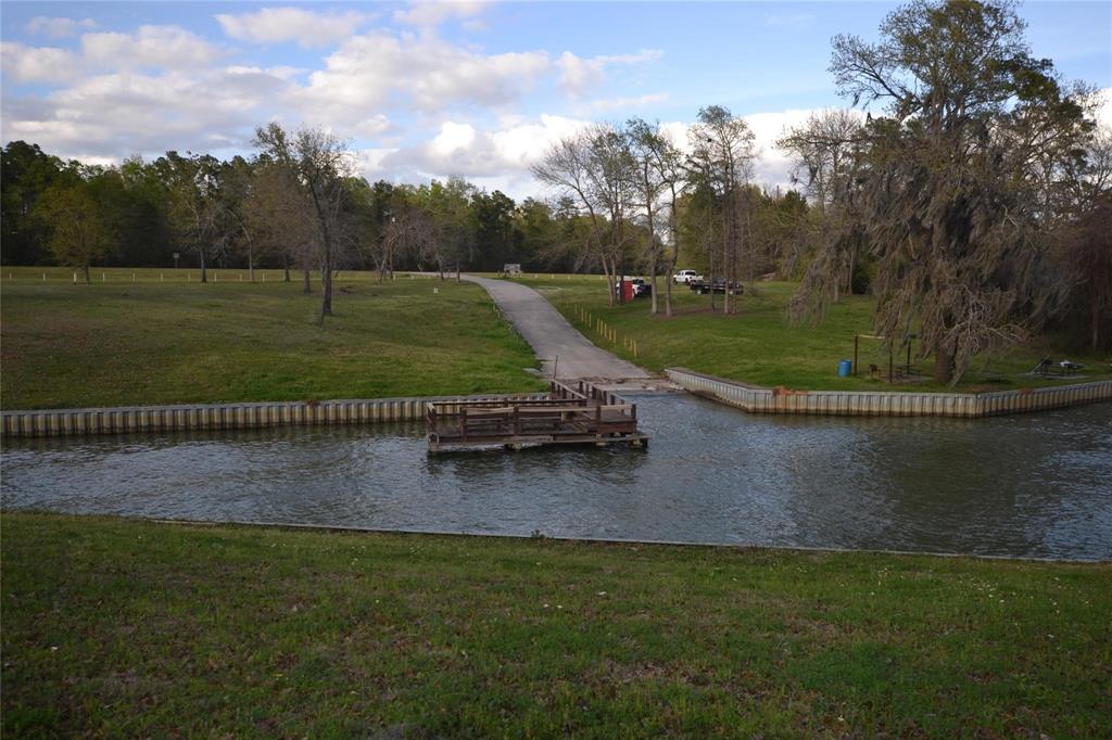 107 Cloverdale, Livingston, Texas image 25