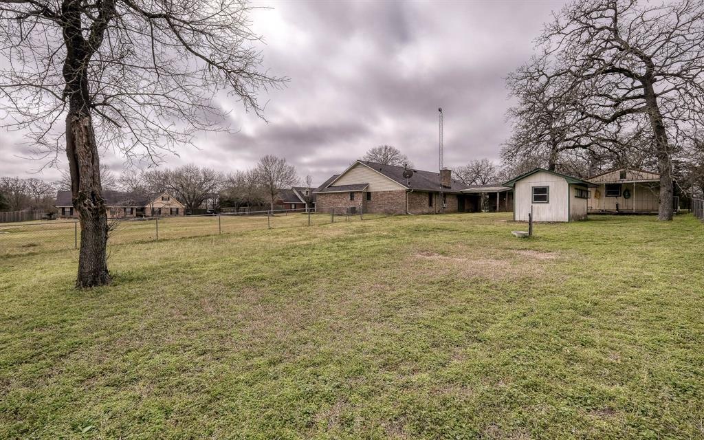 2101 N Berlin Road, Brenham, Texas image 32