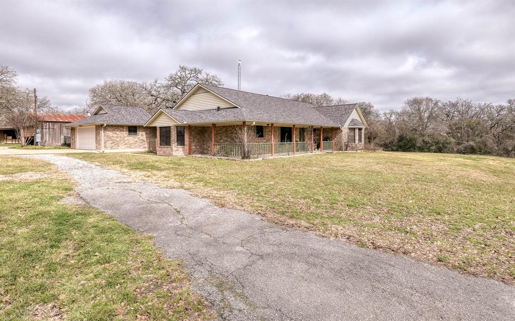 2101 N Berlin Road, Brenham, Texas image 2