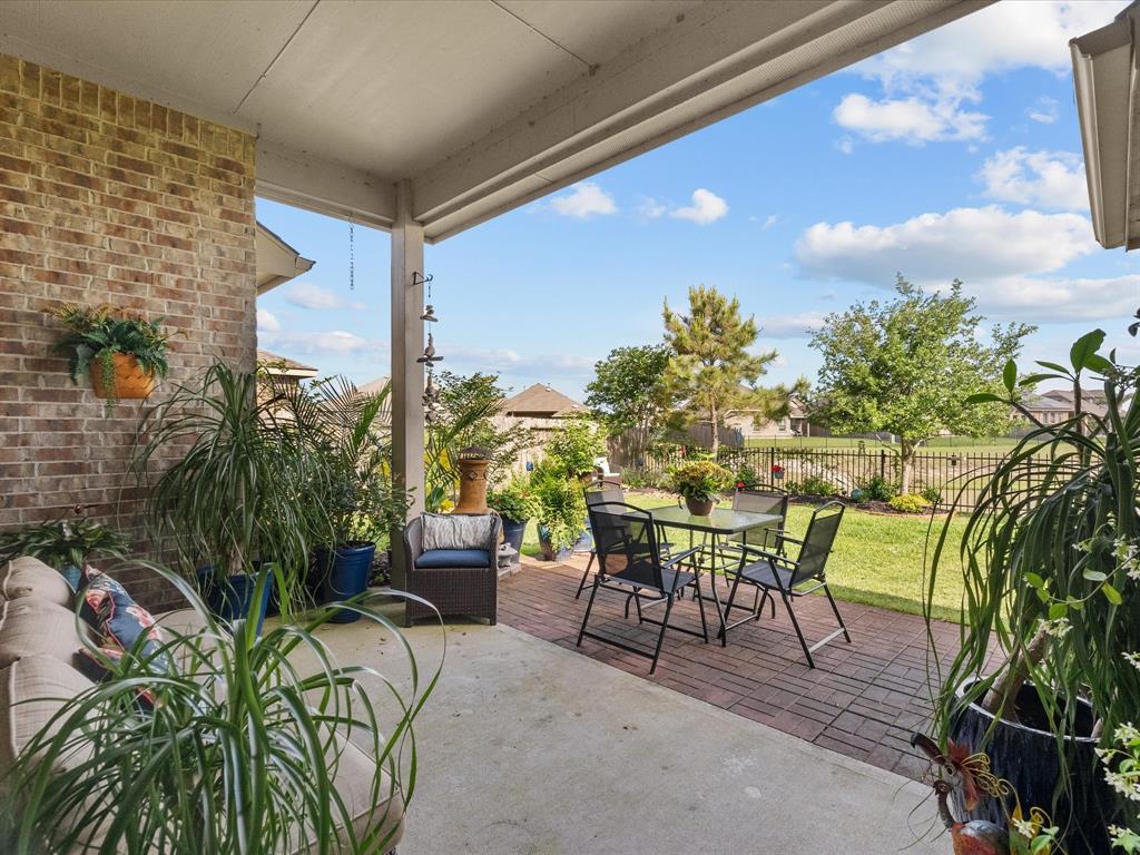 2916 Millstream Court, Dickinson, Texas image 27