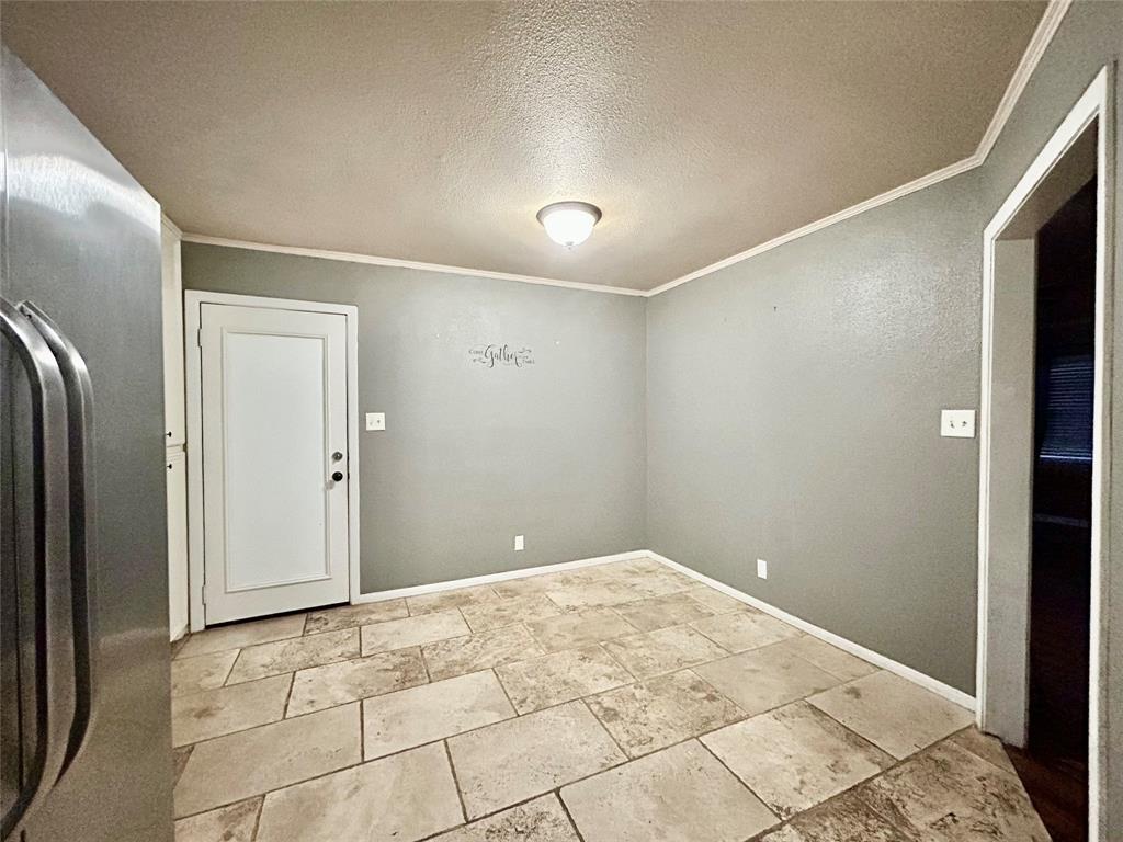 111 Meadowbrook St, Lake Jackson, Texas image 12