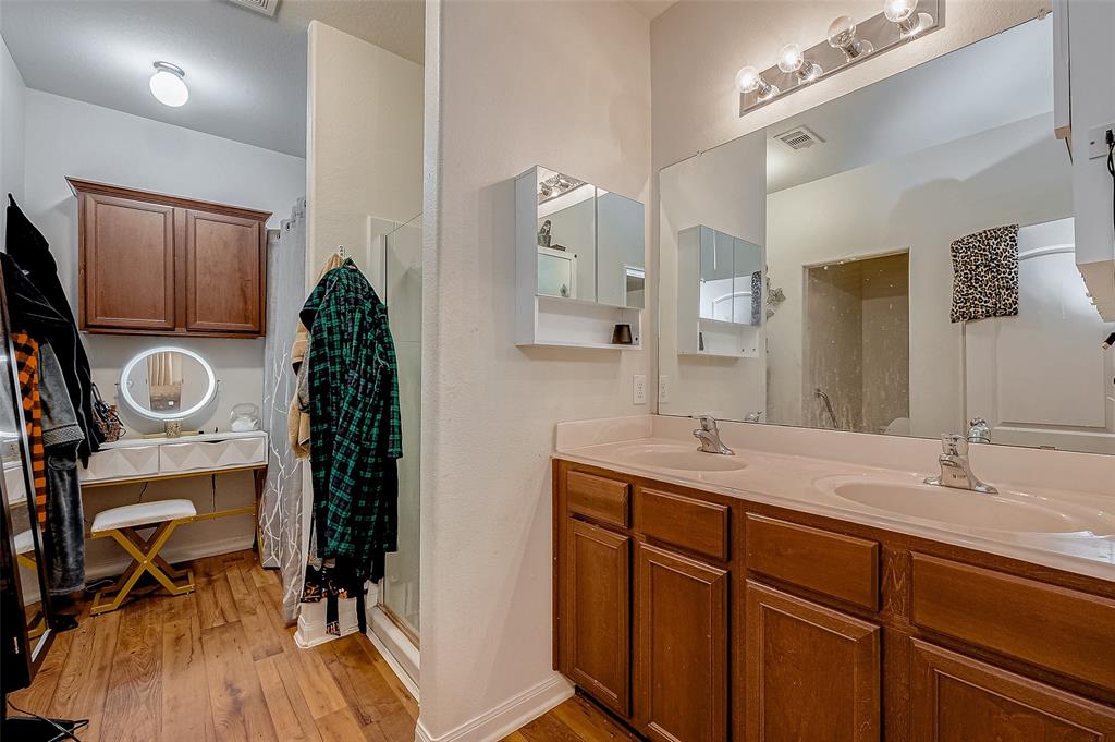 9435 Amethyst Glen Drive, Rosharon, Texas image 32