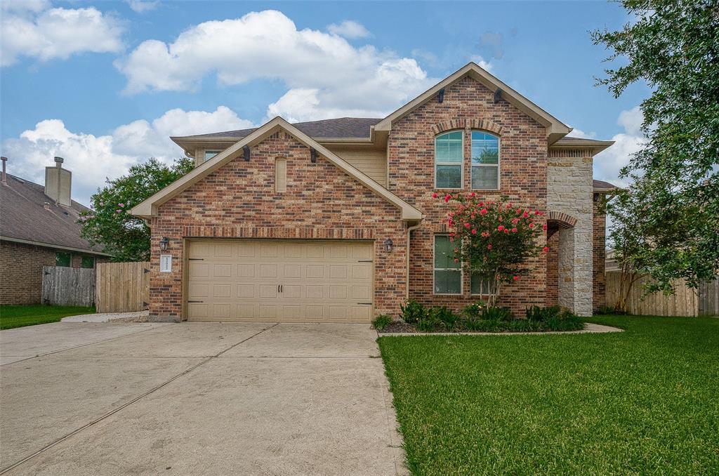 12022 Eagle Ridge Drive, Mont Belvieu, Texas image 1