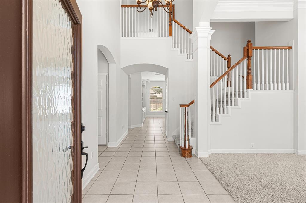 property-search 2 1807 Rustic Hills Court