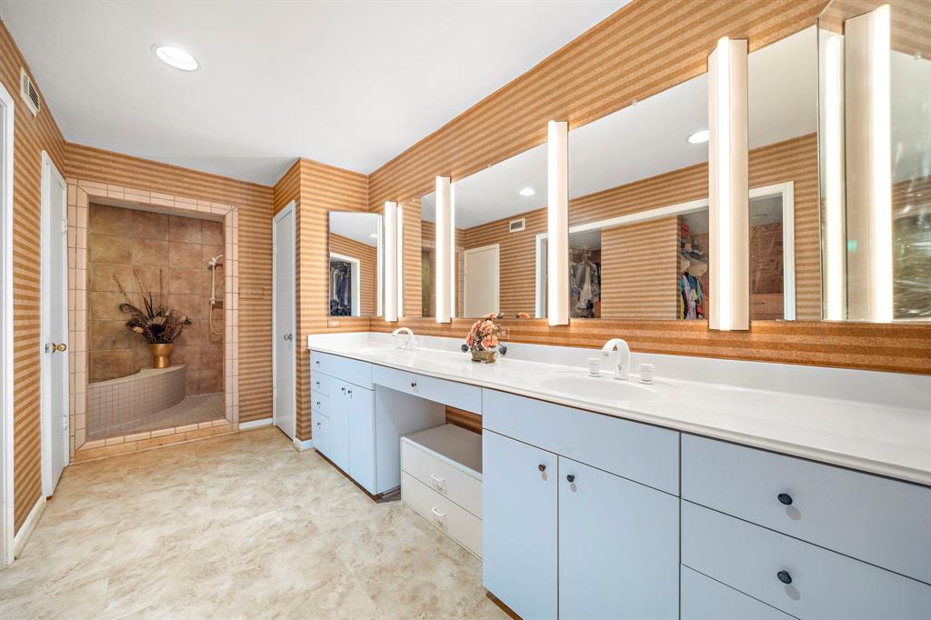 2601 S Broadway Street #32, La Porte, Texas image 30