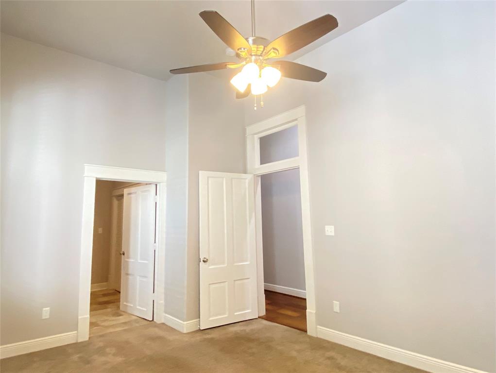 2012 Avenue N 1/2, Galveston, Texas image 17