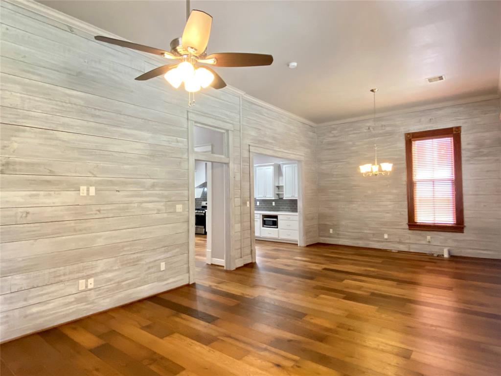 2012 Avenue N 1/2, Galveston, Texas image 9