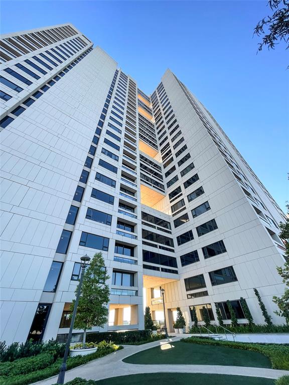 1111 Hermann Drive #8E-2, Houston, Texas image 31