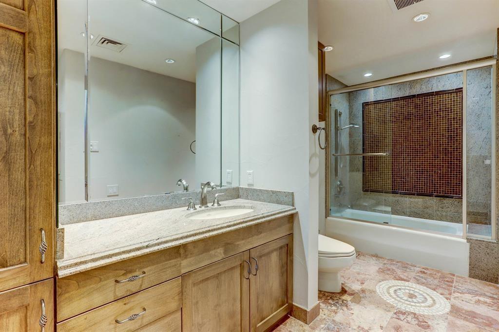 1111 Hermann Drive #8E-2, Houston, Texas image 18