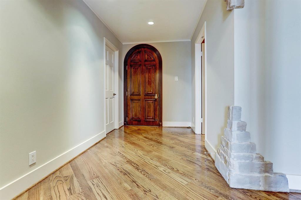 1111 Hermann Drive #8E-2, Houston, Texas image 3