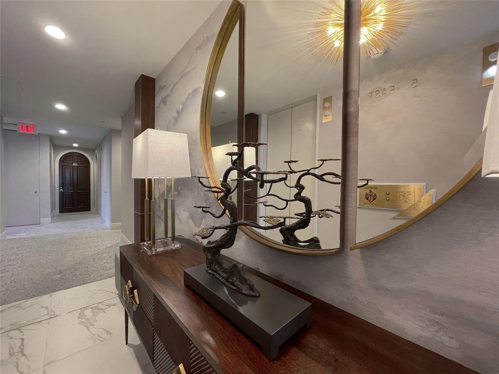 1111 Hermann Drive #8E-2, Houston, Texas image 27