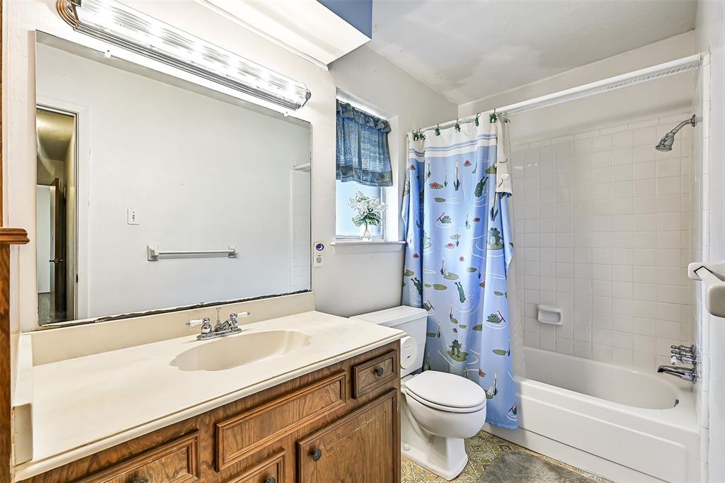 905 N Amy Drive, Deer Park, Texas image 18