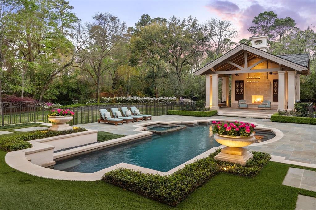 325 W Friar Tuck Lane, Houston, Texas image 20