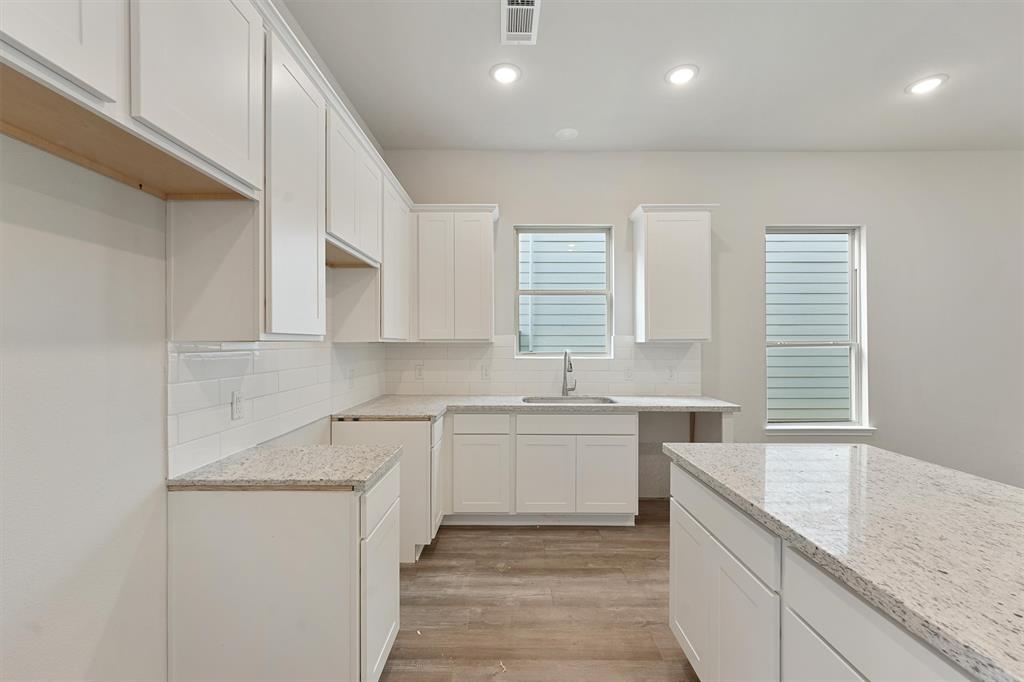 10176 Barberry Street, Willis, Texas image 12