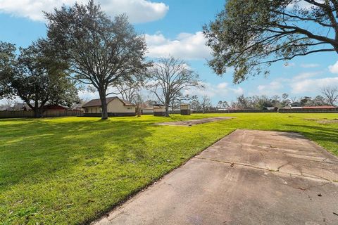 5230 Pine Avenue Pasadena TX 77503