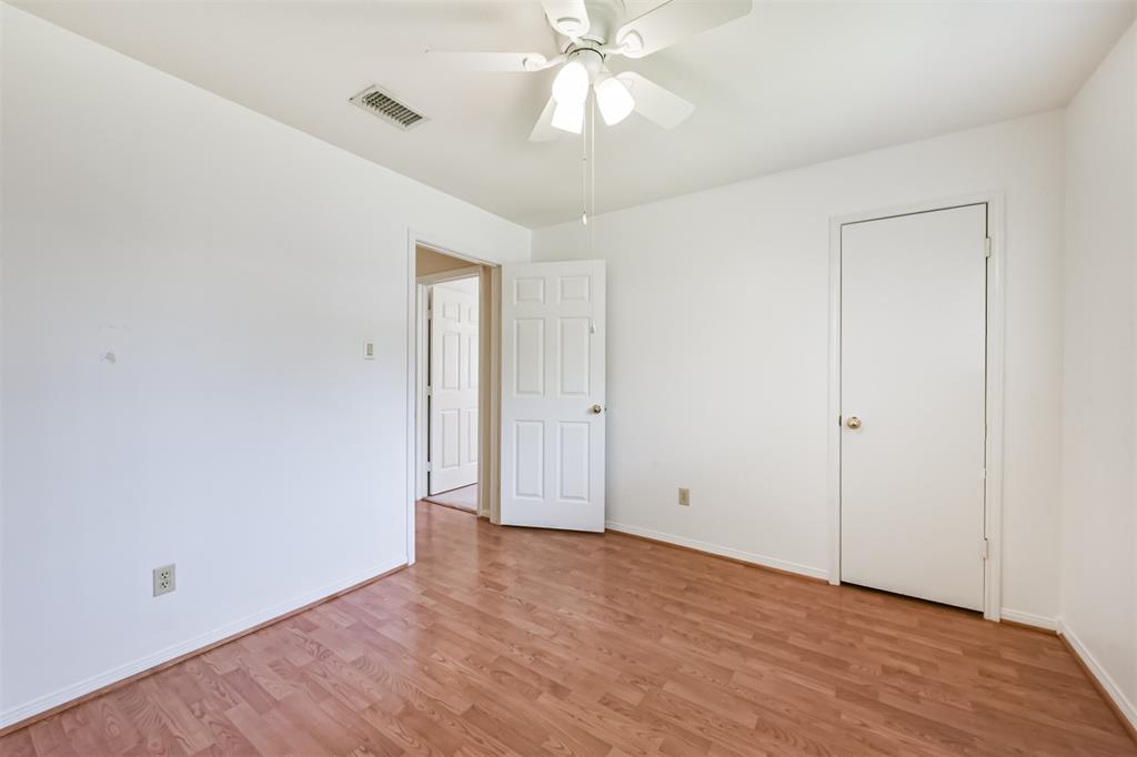 17707 Smooth Rock Falls Drive, Spring, Texas image 29