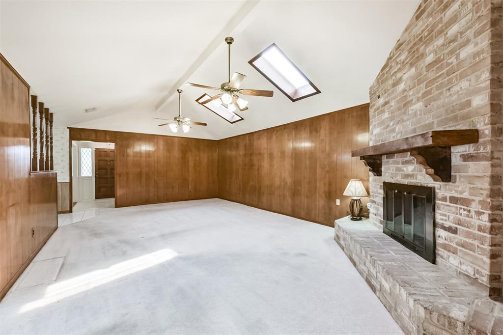 17707 Smooth Rock Falls Drive, Spring, Texas image 7