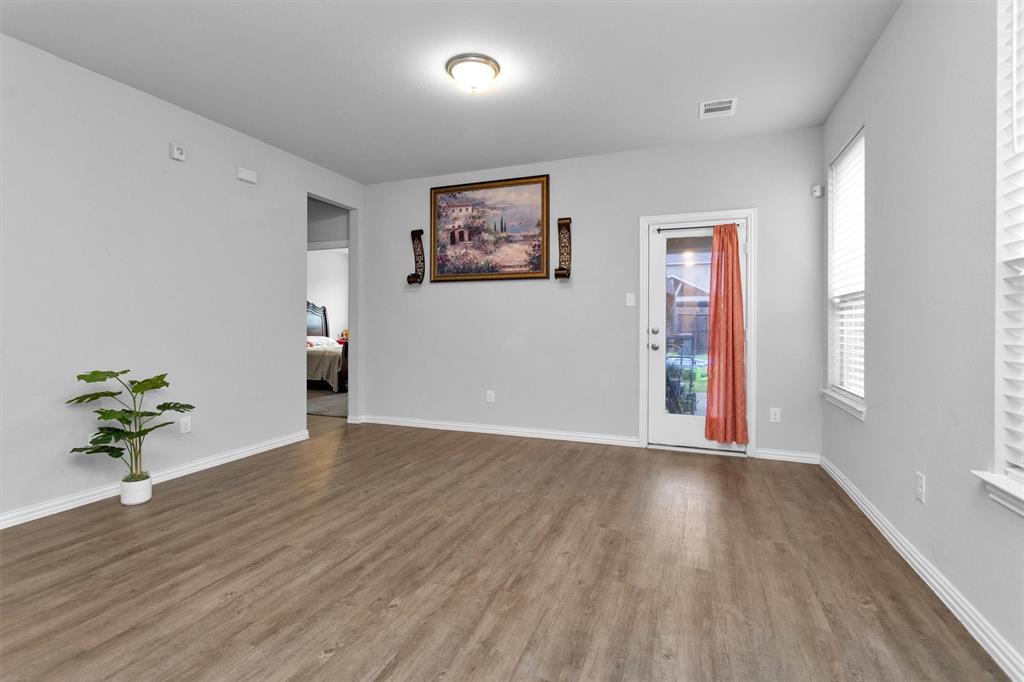 107 Wedgewood Trace Lane, La Porte, Texas image 7