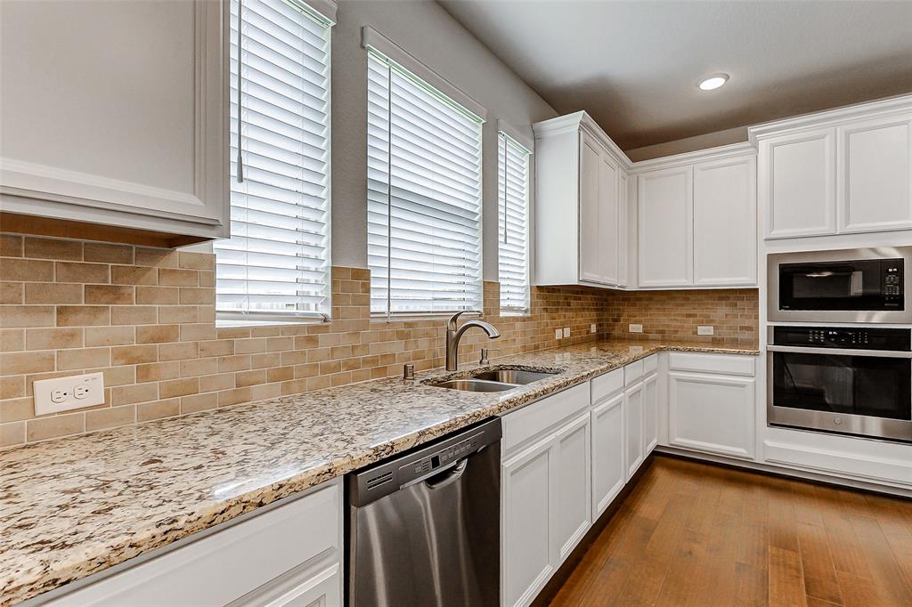 29031 Zacate Creek Lane, Fulshear, Texas image 6