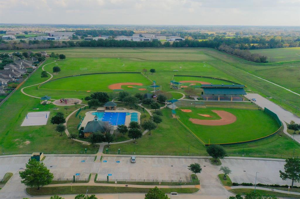 102 Manor Lake Estates Drive, Spring, Texas image 49