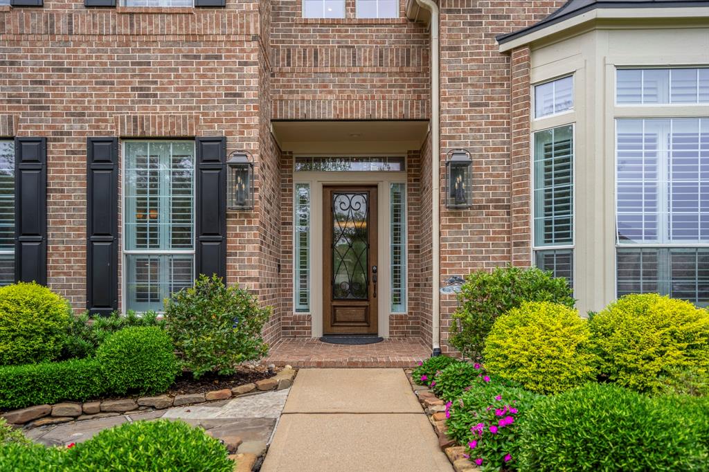 102 Manor Lake Estates Drive, Spring, Texas image 3
