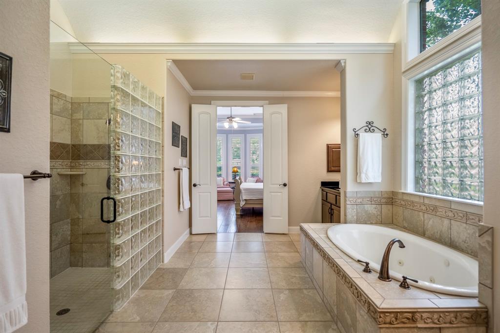 102 Manor Lake Estates Drive, Spring, Texas image 25