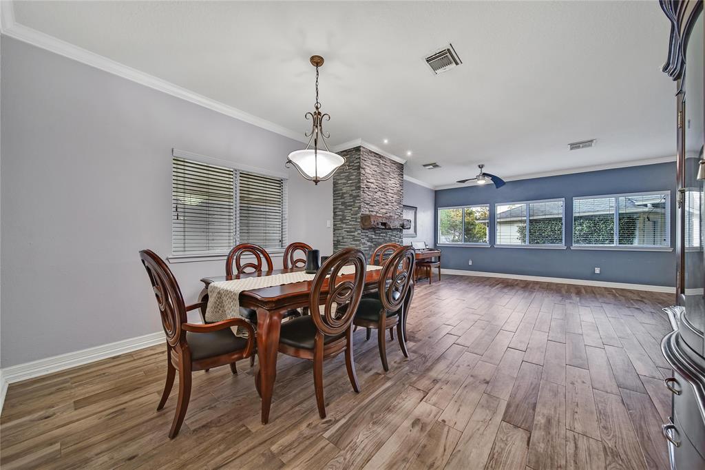26897 Kings Park Hollow Drive, Kingwood, Texas image 5
