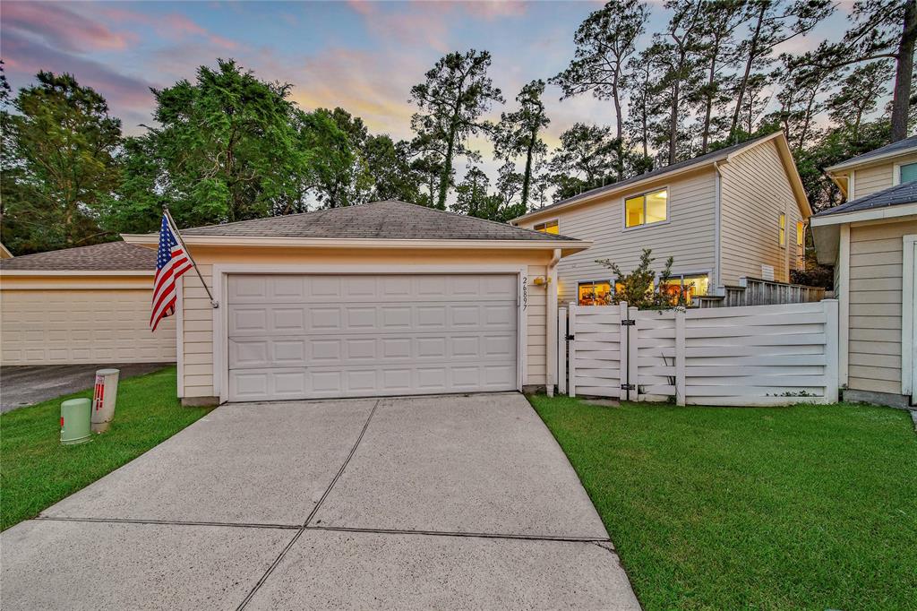 26897 Kings Park Hollow Drive, Kingwood, Texas image 35