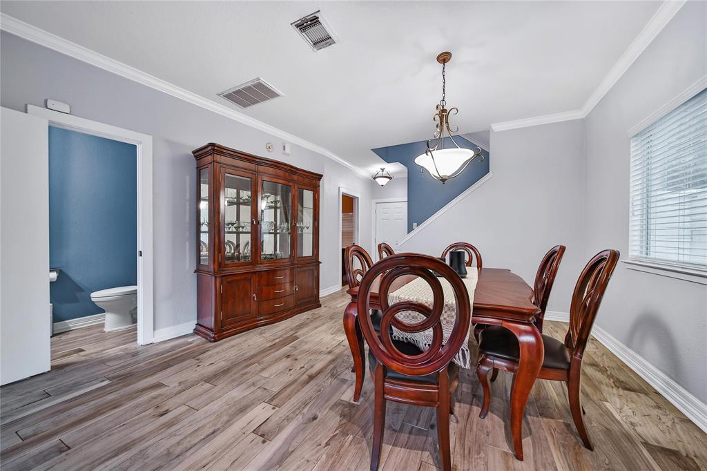 26897 Kings Park Hollow Drive, Kingwood, Texas image 6